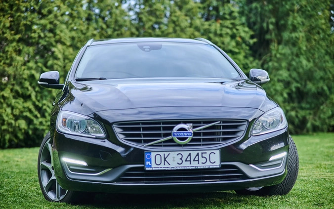 Volvo V60 cena 53500 przebieg: 202000, rok produkcji 2016 z Wolin małe 352